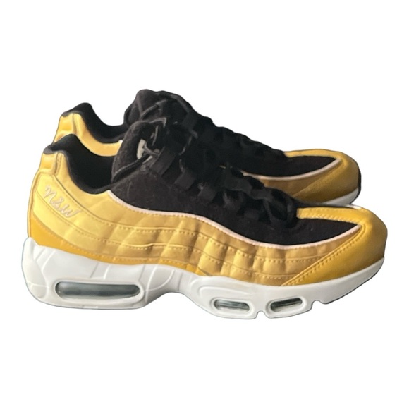 Nike Women’s Air Max 95 LX Running Shoes Size 8. - Picture 11 of 12